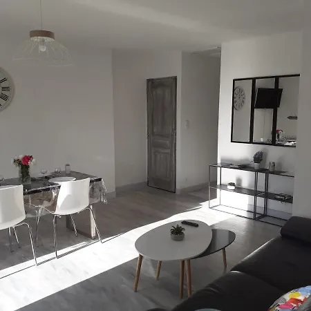 La Maison De Manon, 4-5Personnes, 75M2, Centre Village Avec Piscine Privee Maussane les Alpilles Exterior foto