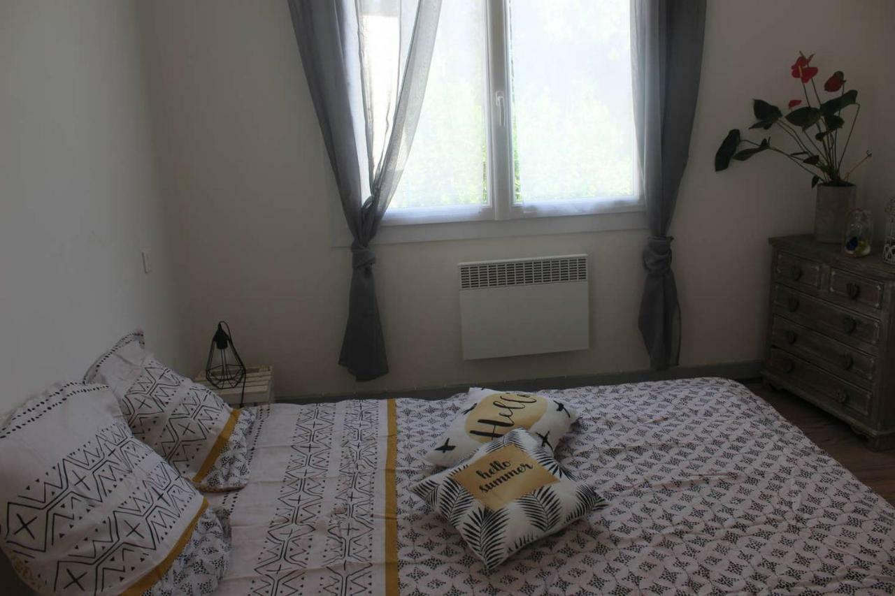 La Maison De Manon, 4-5personnes, 75m2, Centre Village, Jardin Et Wifi Hébergement de vacances *